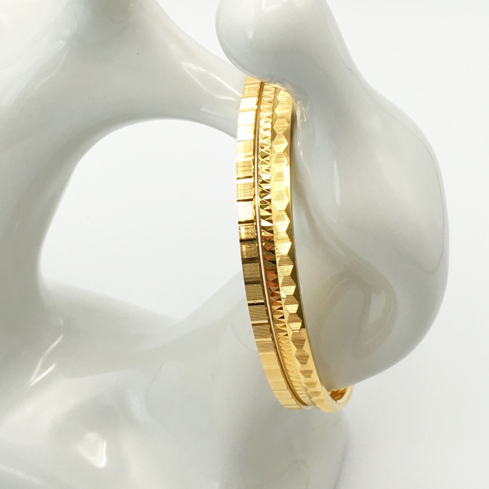 Vintage Signed Crown Trifari Goldtone Bangle Bracelet Set Size S